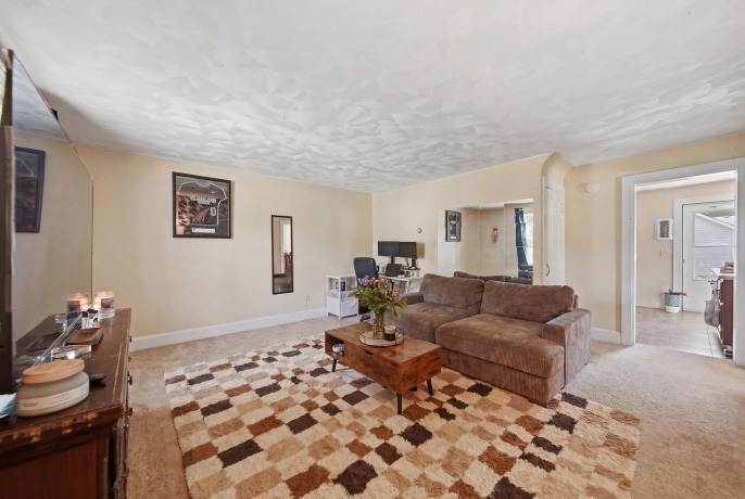 304 Main, STILLMAN VALLEY, Illinois 61084, ,3 - 4 Units,For Sale,Main,202603028