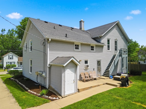 304 Main, STILLMAN VALLEY, Illinois 61084, ,3 - 4 Units,For Sale,Main,202603028