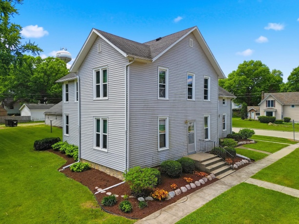 304 Main, STILLMAN VALLEY, Illinois 61084, ,3 - 4 Units,For Sale,Main,202603028