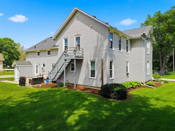 304 Main, STILLMAN VALLEY, Illinois 61084, ,3 - 4 Units,For Sale,Main,202603028