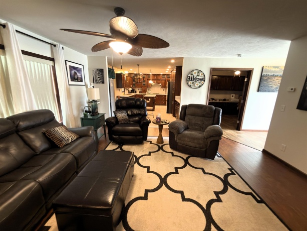619 Park, BELVIDERE, Illinois 61008, 3 Bedrooms Bedrooms, ,2 BathroomsBathrooms,House,For Sale,Park,202604775