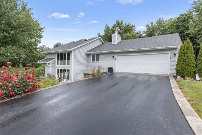 6232 PENNSBURY, CHERRY VALLEY, Illinois 61016, 3 Bedrooms Bedrooms, ,2 BathroomsBathrooms,House,For Sale,PENNSBURY,202604776