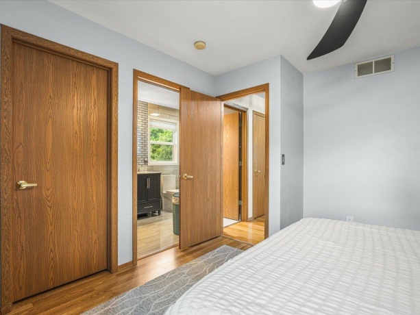 93 North Park, MACHESNEY PARK, Illinois 61115, 3 Bedrooms Bedrooms, ,1 BathroomBathrooms,House,For Sale,North Park,202604778
