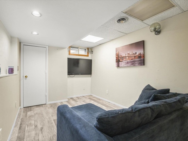 93 North Park, MACHESNEY PARK, Illinois 61115, 3 Bedrooms Bedrooms, ,1 BathroomBathrooms,House,For Sale,North Park,202604778