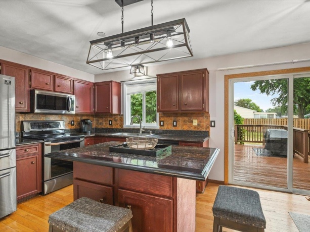93 North Park, MACHESNEY PARK, Illinois 61115, 3 Bedrooms Bedrooms, ,1 BathroomBathrooms,House,For Sale,North Park,202604778