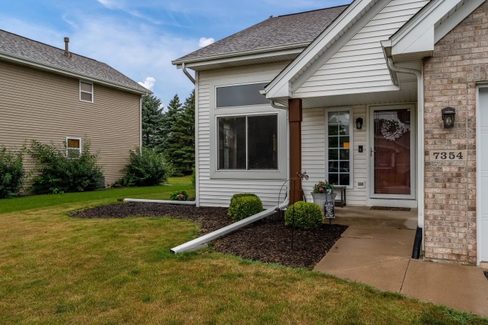 7354 Ashton Villa, ROCKFORD, Illinois 61107, 4 Bedrooms Bedrooms, ,2 BathroomsBathrooms,House,For Sale,Ashton Villa,202604779