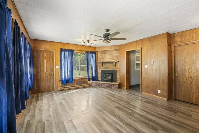 253 RIVER, LOVES PARK, Illinois 61111, 4 Bedrooms Bedrooms, ,2 BathroomsBathrooms,House,For Sale,RIVER,202604780