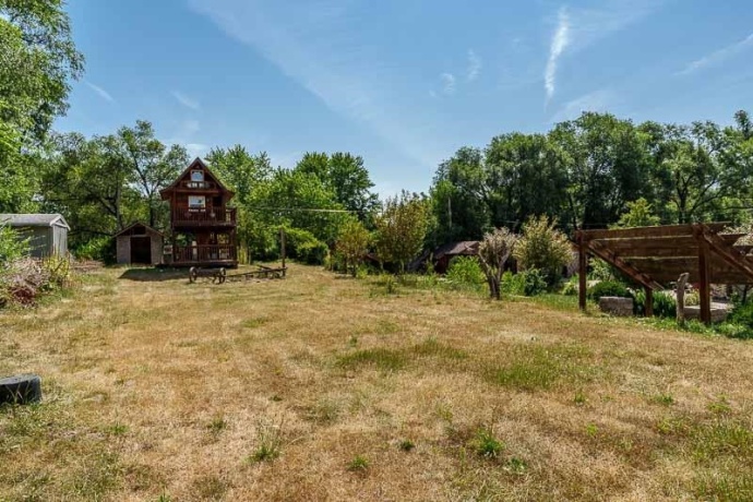 731 WHEELER, SOUTH BELOIT, Illinois 61080, 3 Bedrooms Bedrooms, ,3 BathroomsBathrooms,House,For Sale,WHEELER,202604784