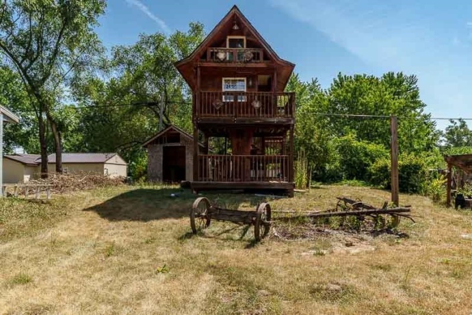 731 WHEELER, SOUTH BELOIT, Illinois 61080, 3 Bedrooms Bedrooms, ,3 BathroomsBathrooms,House,For Sale,WHEELER,202604784