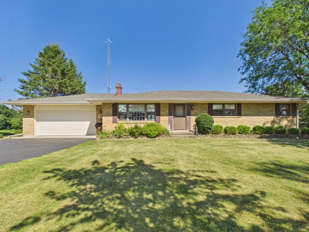 3862 Westfield, WINNEBAGO, Illinois 61088, 3 Bedrooms Bedrooms, ,2 BathroomsBathrooms,House,For Sale,Westfield,202604786