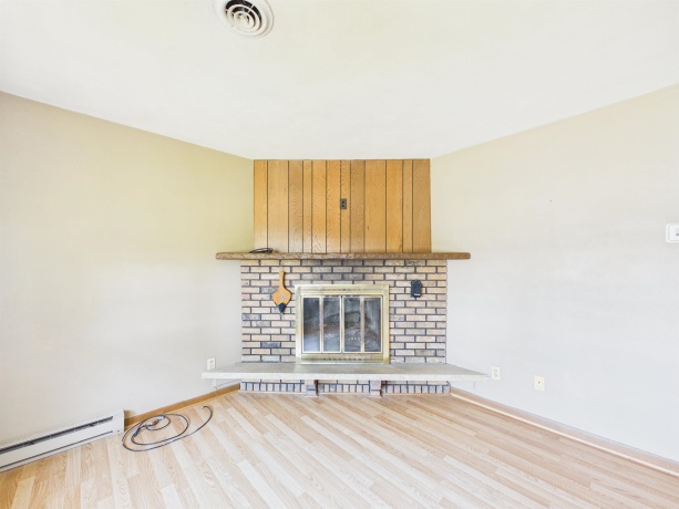 3862 Westfield, WINNEBAGO, Illinois 61088, 3 Bedrooms Bedrooms, ,2 BathroomsBathrooms,House,For Sale,Westfield,202604786