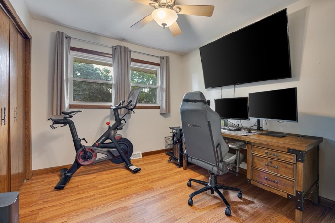 1686 Valencia, ROCKFORD, Illinois 61108, 3 Bedrooms Bedrooms, ,2 BathroomsBathrooms,House,For Sale,Valencia,202604788