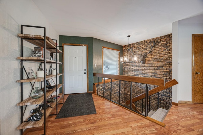 1686 Valencia, ROCKFORD, Illinois 61108, 3 Bedrooms Bedrooms, ,2 BathroomsBathrooms,House,For Sale,Valencia,202604788