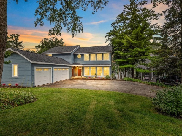 1949 Baintree, LAKE SUMMERSET, Illinois 61019, 5 Bedrooms Bedrooms, ,3 BathroomsBathrooms,House,For Sale,Baintree,202604790