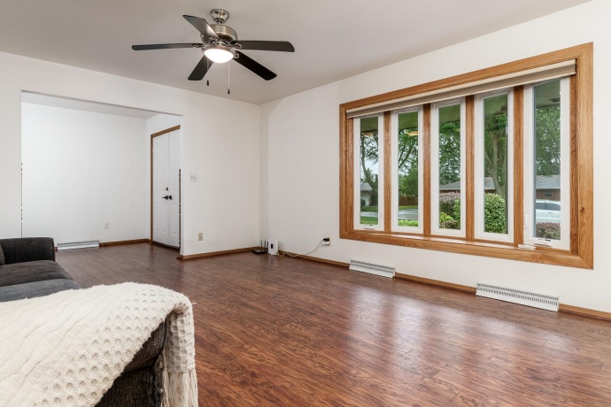 2833 Windamere, ROCKFORD, Illinois 61109, 3 Bedrooms Bedrooms, ,2 BathroomsBathrooms,House,For Sale,Windamere,202604791
