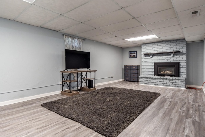 2833 Windamere, ROCKFORD, Illinois 61109, 3 Bedrooms Bedrooms, ,2 BathroomsBathrooms,House,For Sale,Windamere,202604791