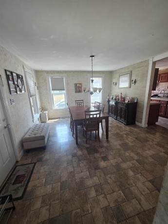 708 Blackhawk, FREEPORT, Illinois 61032, 3 Bedrooms Bedrooms, ,1 BathroomBathrooms,House,For Sale,Blackhawk,202604792