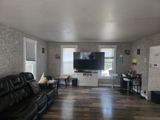 708 Blackhawk, FREEPORT, Illinois 61032, 3 Bedrooms Bedrooms, ,1 BathroomBathrooms,House,For Sale,Blackhawk,202604792