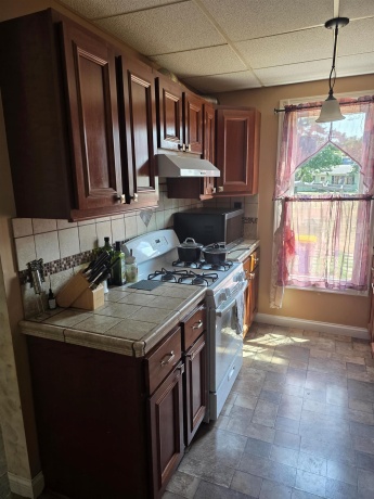 708 Blackhawk, FREEPORT, Illinois 61032, 3 Bedrooms Bedrooms, ,1 BathroomBathrooms,House,For Sale,Blackhawk,202604792