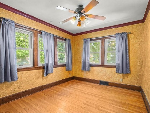 534 St Louis, ROCKFORD, Illinois 61104, 2 Bedrooms Bedrooms, ,1 BathroomBathrooms,House,For Sale,St Louis,202604273