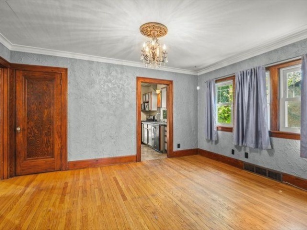 534 St Louis, ROCKFORD, Illinois 61104, 2 Bedrooms Bedrooms, ,1 BathroomBathrooms,House,For Sale,St Louis,202604273