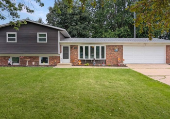 808 Virginia, LENA, Illinois 61048, 3 Bedrooms Bedrooms, ,1 BathroomBathrooms,House,For Sale,Virginia,202604796