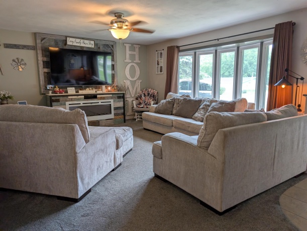 808 Virginia, LENA, Illinois 61048, 3 Bedrooms Bedrooms, ,1 BathroomBathrooms,House,For Sale,Virginia,202604796