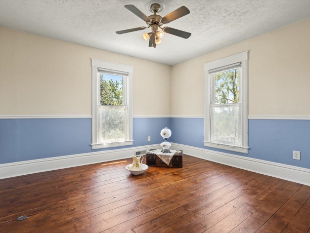 8710 Pecatonica, PECATONICA, Illinois 61063, 4 Bedrooms Bedrooms, ,2 BathroomsBathrooms,House,For Sale,Pecatonica,202604112