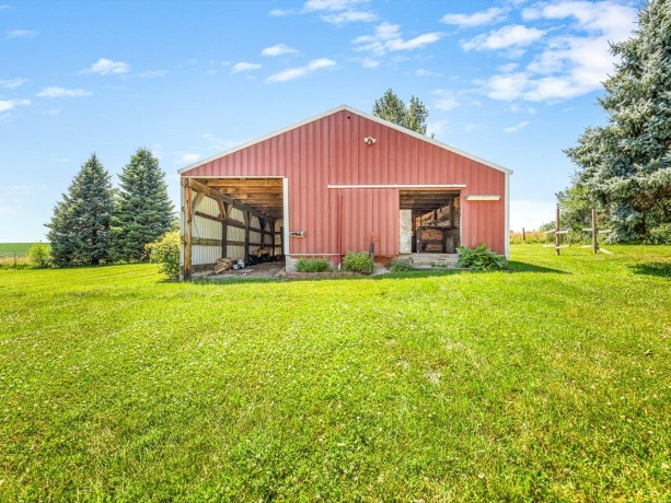 8710 Pecatonica, PECATONICA, Illinois 61063, 4 Bedrooms Bedrooms, ,2 BathroomsBathrooms,House,For Sale,Pecatonica,202604112