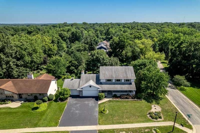 3418 VALLEY WOODS, CHERRY VALLEY, Illinois 61016, 6 Bedrooms Bedrooms, ,3 BathroomsBathrooms,House,For Sale,VALLEY WOODS,202604297