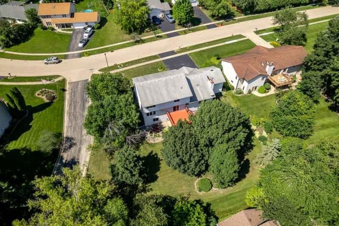 3418 VALLEY WOODS, CHERRY VALLEY, Illinois 61016, 6 Bedrooms Bedrooms, ,3 BathroomsBathrooms,House,For Sale,VALLEY WOODS,202604297
