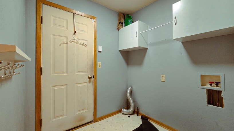 12140 Paisley, LOVES PARK, Illinois 61111, 3 Bedrooms Bedrooms, ,2 BathroomsBathrooms,House,For Sale,Paisley,202604421