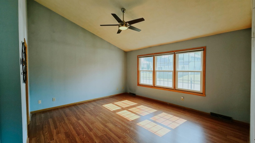 12140 Paisley, LOVES PARK, Illinois 61111, 3 Bedrooms Bedrooms, ,2 BathroomsBathrooms,House,For Sale,Paisley,202604421