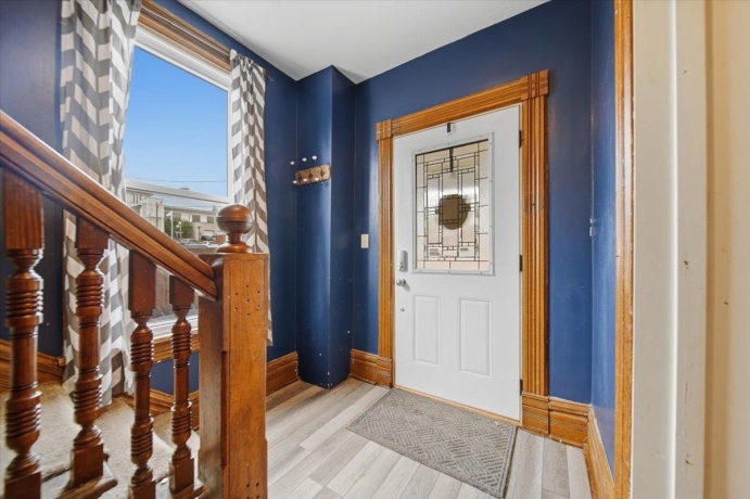 319 Hennepin, DIXON, Illinois 61021, 3 Bedrooms Bedrooms, ,1 BathroomBathrooms,House,For Sale,Hennepin,202604798