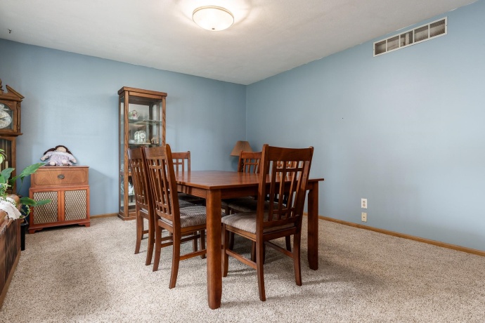 3641 Casandra, ROCKFORD, Illinois 61114, 3 Bedrooms Bedrooms, ,2 BathroomsBathrooms,House,For Sale,Casandra,202604799