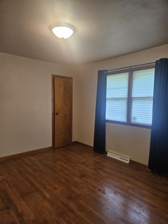 526 Barnum, ROCKFORD, Illinois 61109, 3 Bedrooms Bedrooms, ,1 BathroomBathrooms,House,For Sale,Barnum,202604801