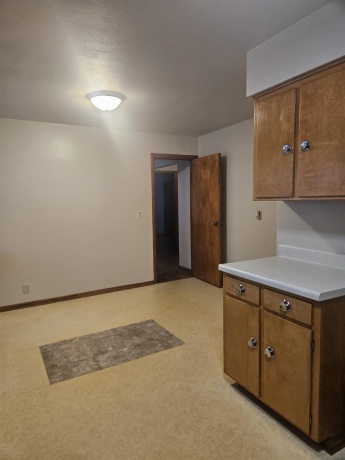 526 Barnum, ROCKFORD, Illinois 61109, 3 Bedrooms Bedrooms, ,1 BathroomBathrooms,House,For Sale,Barnum,202604801