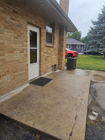 526 Barnum, ROCKFORD, Illinois 61109, 3 Bedrooms Bedrooms, ,1 BathroomBathrooms,House,For Sale,Barnum,202604801