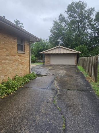 526 Barnum, ROCKFORD, Illinois 61109, 3 Bedrooms Bedrooms, ,1 BathroomBathrooms,House,For Sale,Barnum,202604801