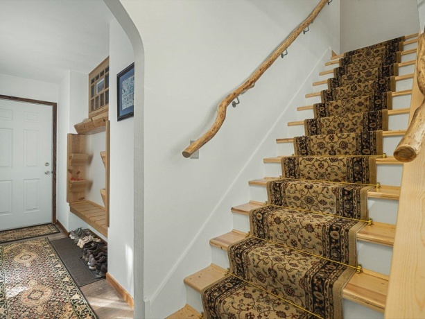 635 Hickory, LAKE SUMMERSET, Illinois 61019, 4 Bedrooms Bedrooms, ,2 BathroomsBathrooms,House,For Sale,Hickory,202604223