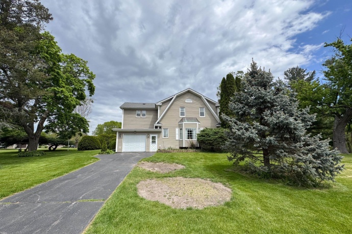 1661 Mill, CHERRY VALLEY, Illinois 61016, 3 Bedrooms Bedrooms, ,1 BathroomBathrooms,House,For Sale,Mill,202604803