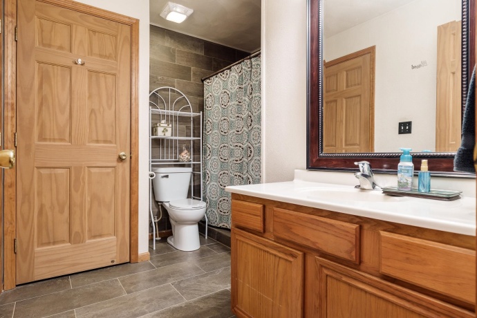 15556 Rockdale, SOUTH BELOIT, Illinois 61080, 3 Bedrooms Bedrooms, ,2 BathroomsBathrooms,House,For Sale,Rockdale,202604807