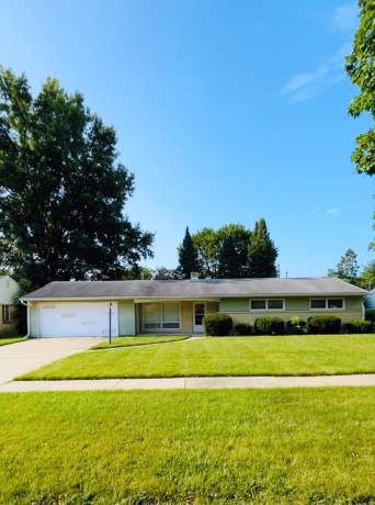 4103 CRESTVIEW, ROCKFORD, Illinois 61107, 3 Bedrooms Bedrooms, ,1 BathroomBathrooms,House,For Sale,CRESTVIEW,202604809