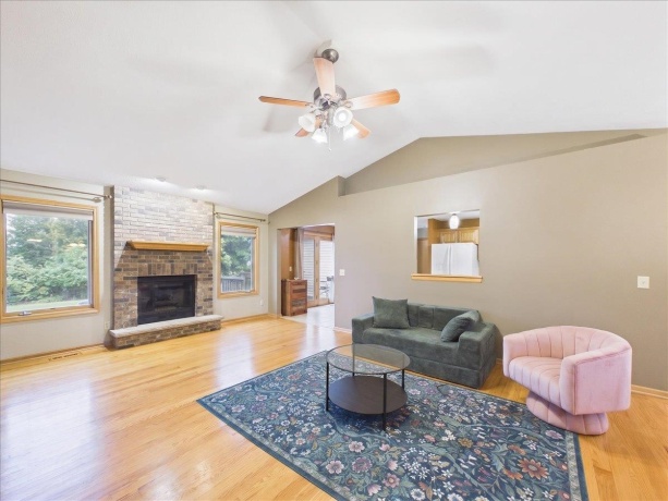 2819 Mary, BELVIDERE, Illinois 61008, 3 Bedrooms Bedrooms, ,2 BathroomsBathrooms,House,For Sale,Mary,202604811
