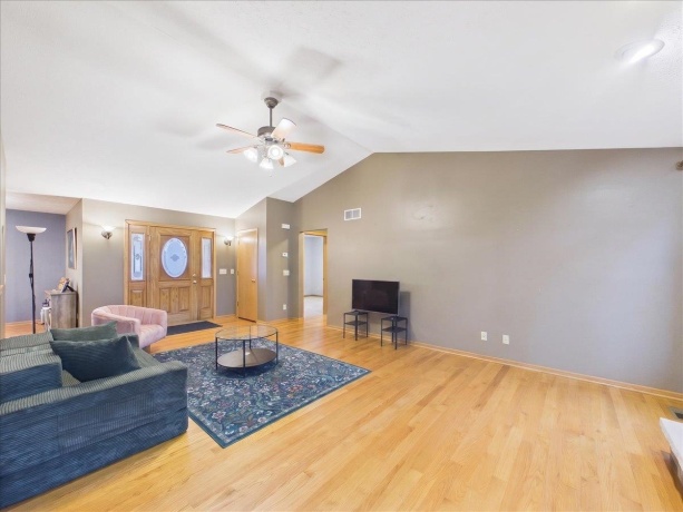 2819 Mary, BELVIDERE, Illinois 61008, 3 Bedrooms Bedrooms, ,2 BathroomsBathrooms,House,For Sale,Mary,202604811