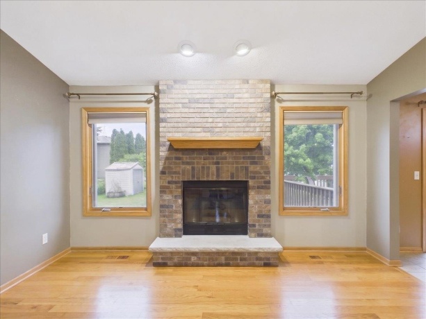 2819 Mary, BELVIDERE, Illinois 61008, 3 Bedrooms Bedrooms, ,2 BathroomsBathrooms,House,For Sale,Mary,202604811