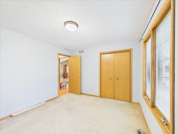 2819 Mary, BELVIDERE, Illinois 61008, 3 Bedrooms Bedrooms, ,2 BathroomsBathrooms,House,For Sale,Mary,202604811