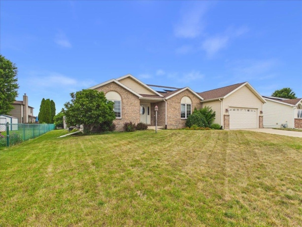 2819 Mary, BELVIDERE, Illinois 61008, 3 Bedrooms Bedrooms, ,2 BathroomsBathrooms,House,For Sale,Mary,202604811