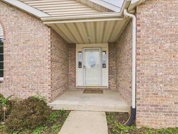2819 Mary, BELVIDERE, Illinois 61008, 3 Bedrooms Bedrooms, ,2 BathroomsBathrooms,House,For Sale,Mary,202604811