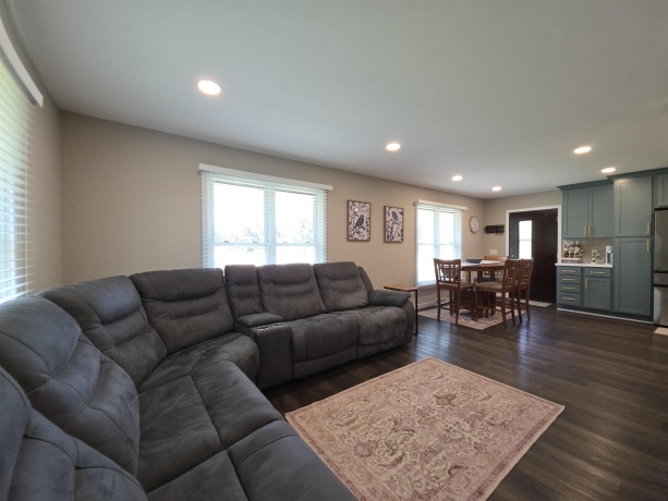 1431 Chatham, JANESVILLE, Wisconsin 53546, 3 Bedrooms Bedrooms, ,1 BathroomBathrooms,House,For Sale,Chatham,202604812